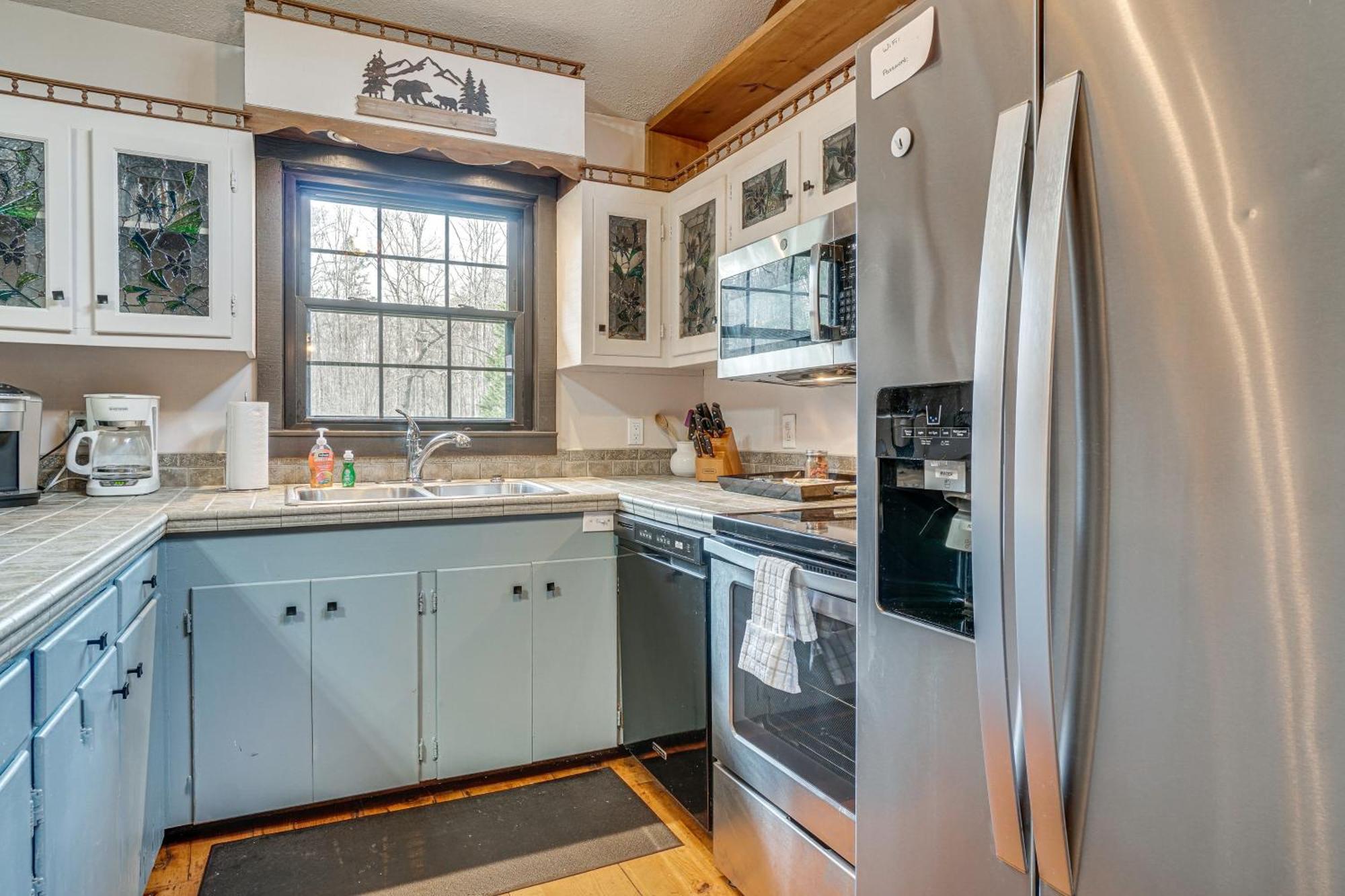 Charming Cabin With Fire Pit And Decks About 7 Mi To Helen Sautee Nacoochee Bagian luar foto